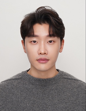 민선홍