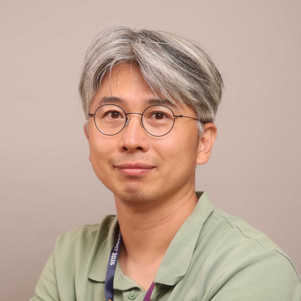 Yuntaek Lim