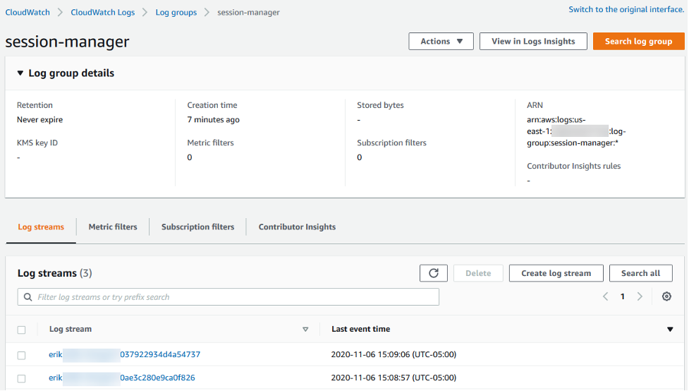 The log group details include Retention (Never expire), Creation time (7 minutes ago), Metric filters (0), Subscription filters (0), ARN, and more.