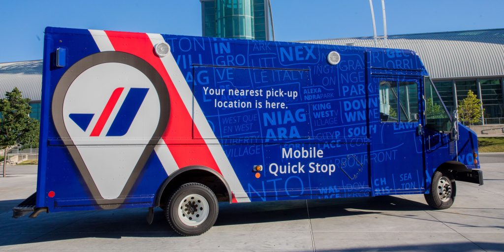 Purolator courier delivery vehicle