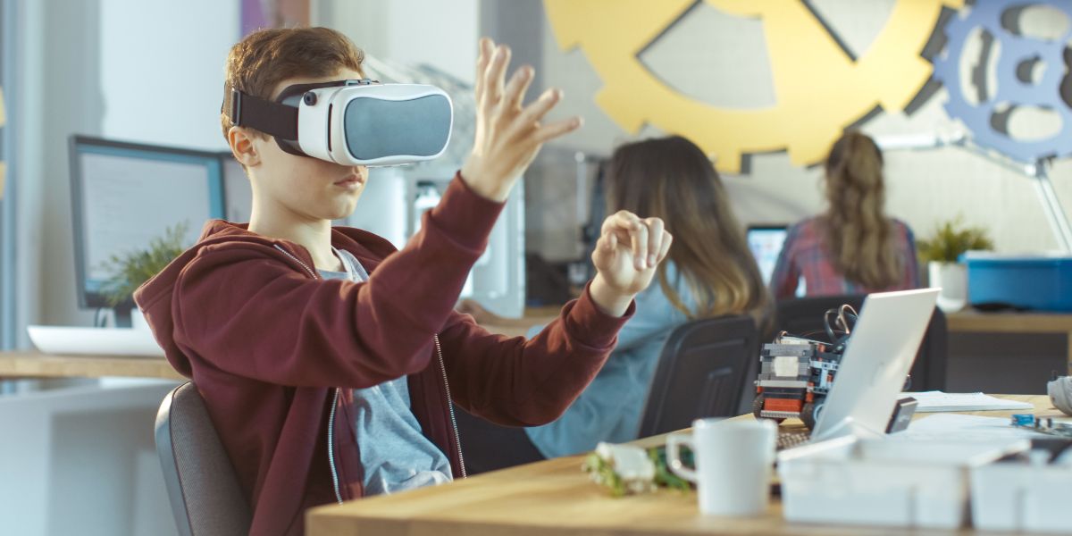 EdTechs support virtual learning with augmented reality and virtual reality  on AWS | AWS Public Sector Blog