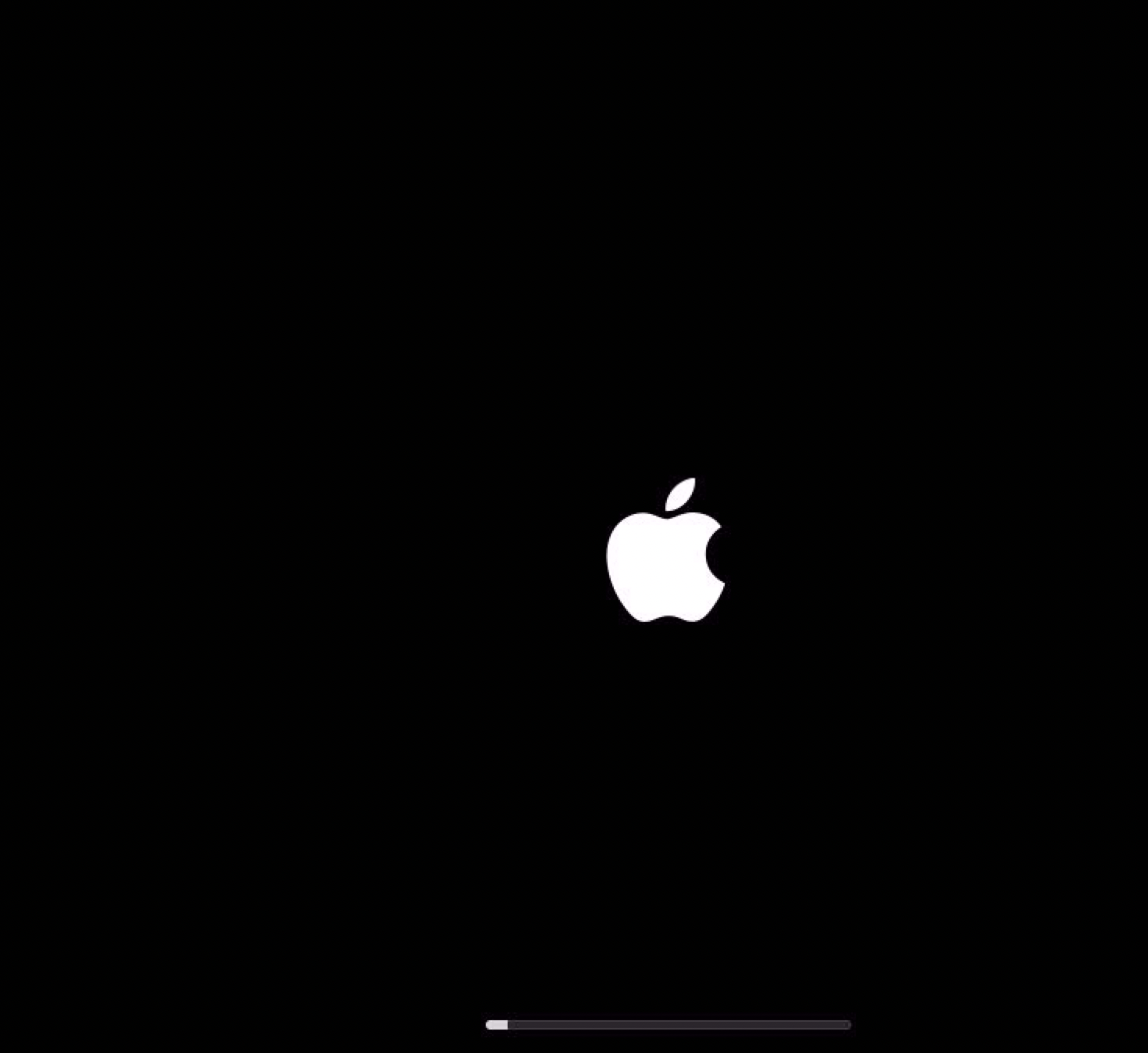 Figure 4b: The instance reboots into the macOS 27 beta install