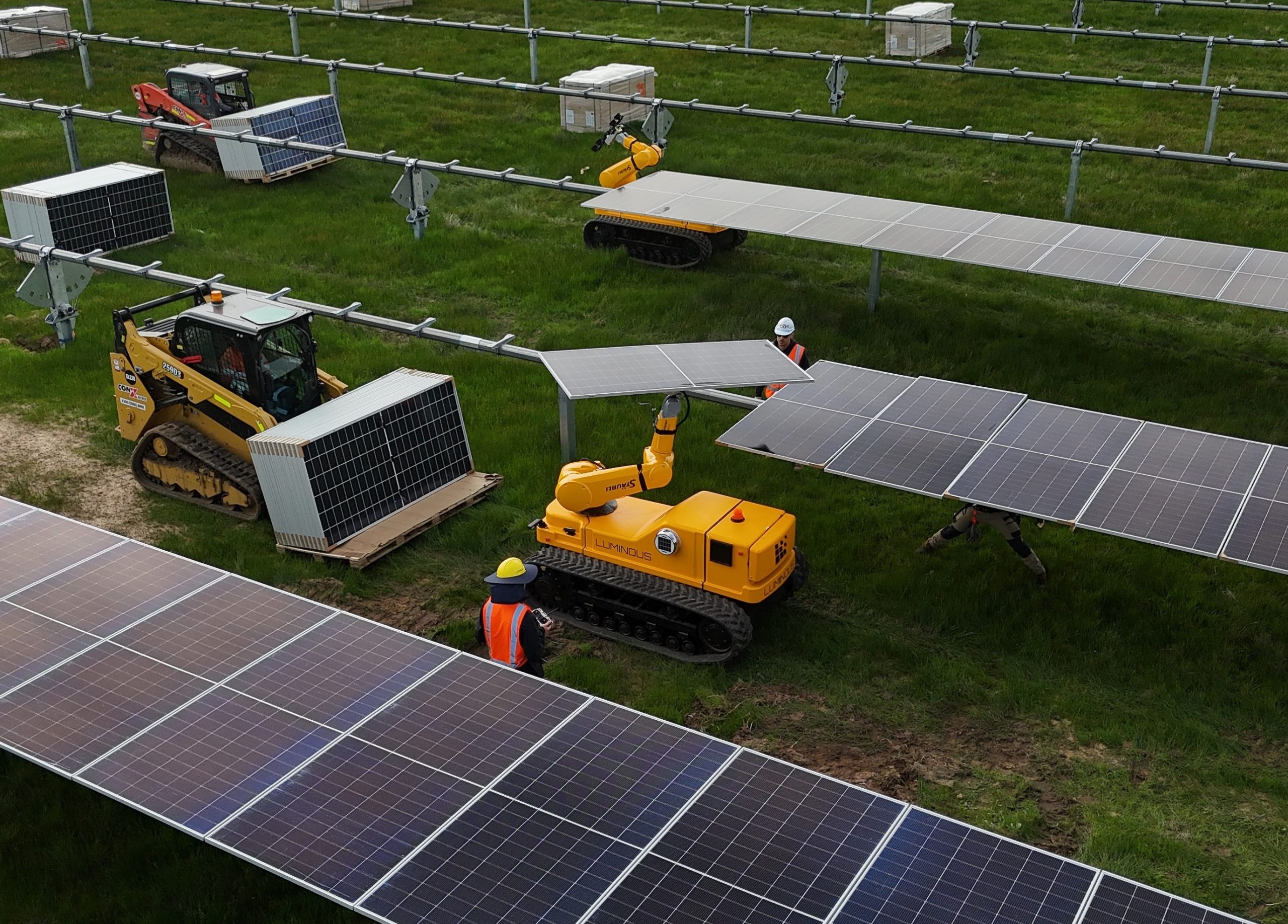 Lumi autonomous solar panel installation system