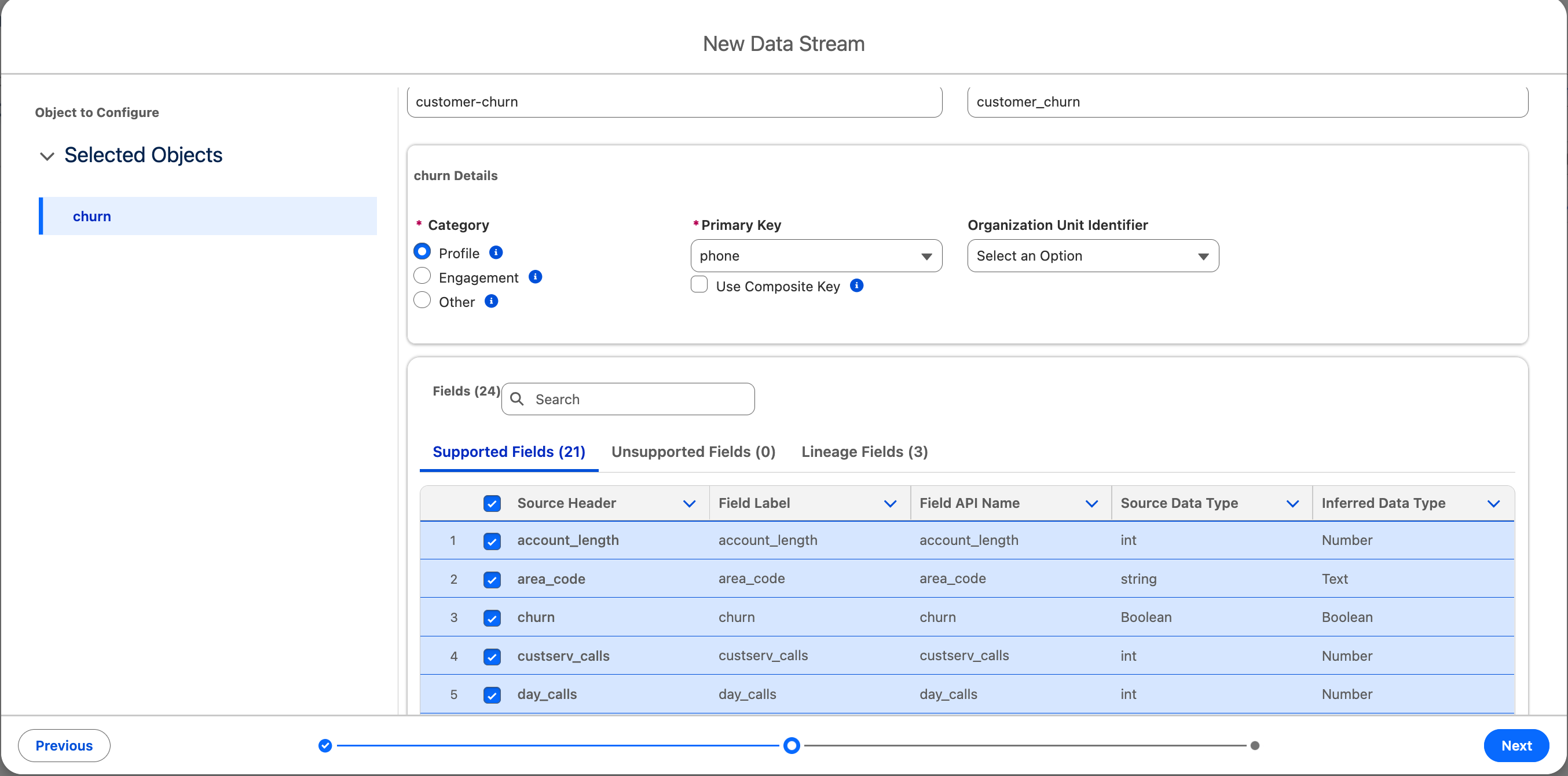 Source fields selection page showing supported fields for the Iceberg table data stream