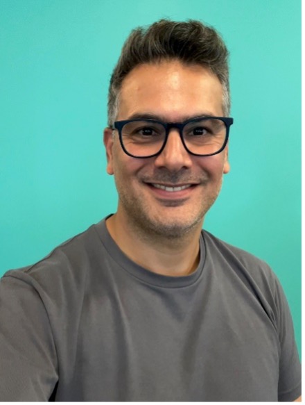 Kasra Normofidi