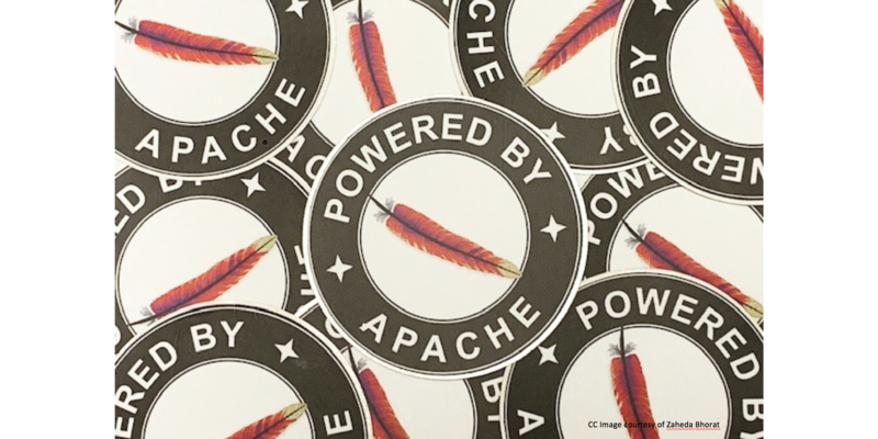 Apache 羽毛标志。