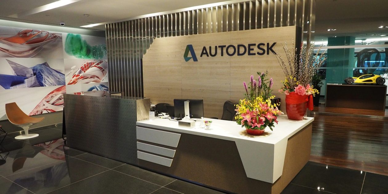 Database Freedom Is Real: The Autodesk Story | AWS Cloud Enterprise ...