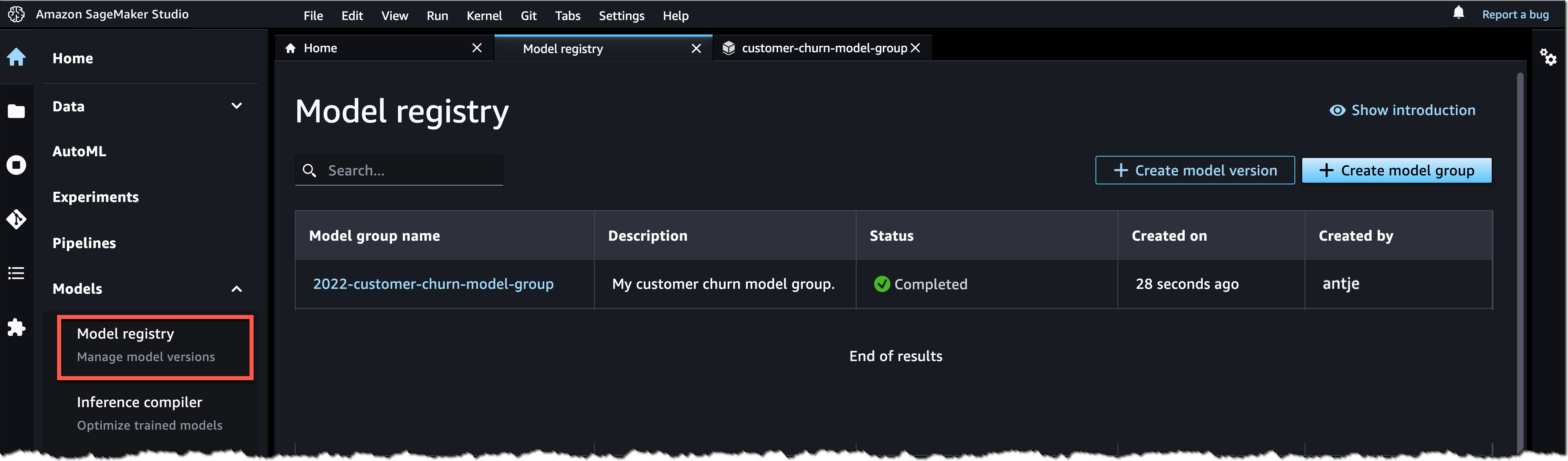 Amazon SageMaker Model Registry