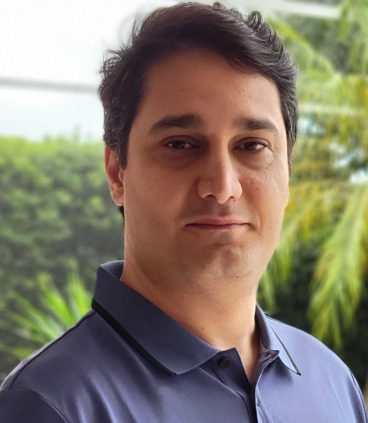 Ebad Ahmadzadeh