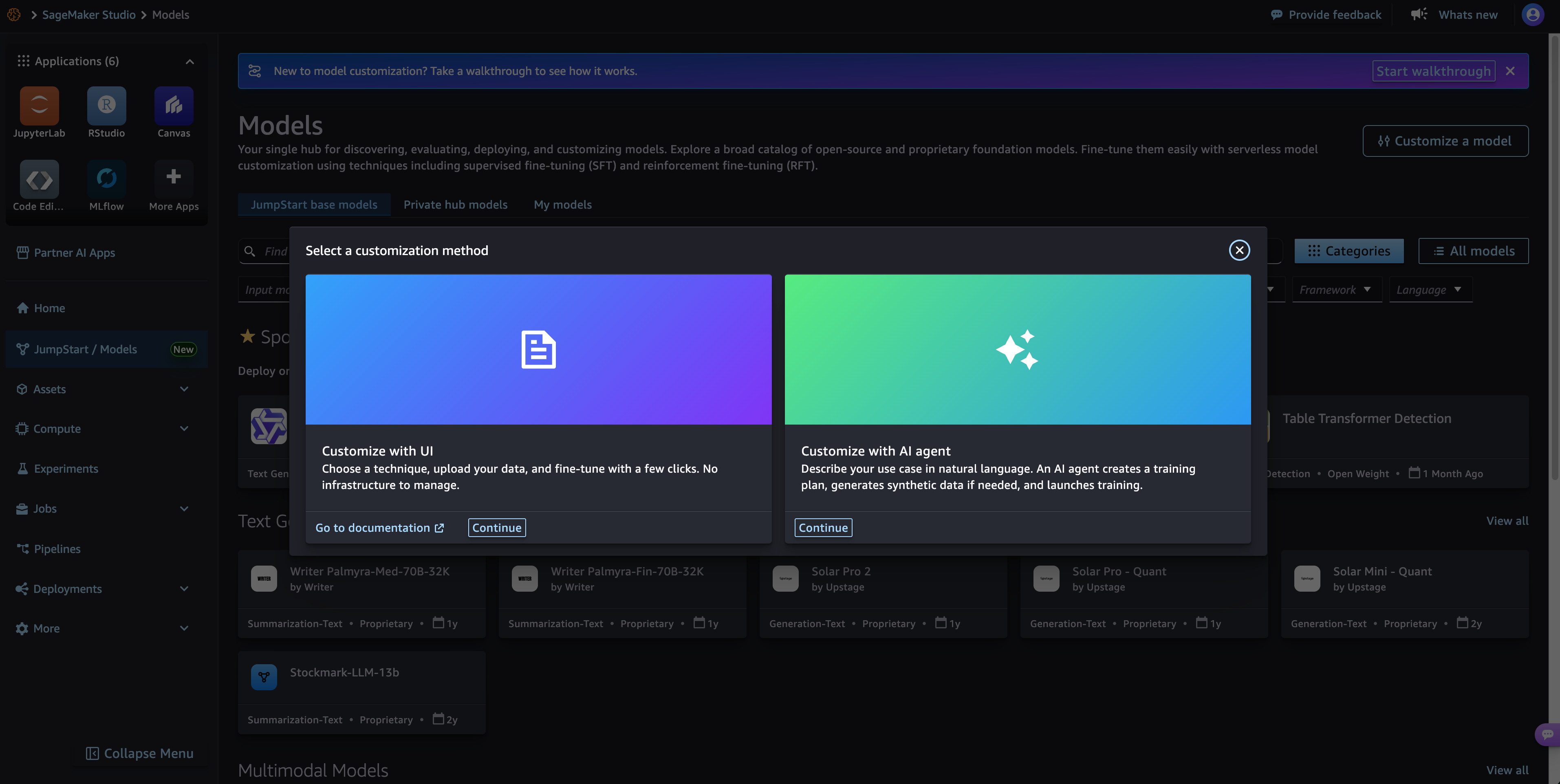 在 Amazon SageMaker Serverless 上微調 NVIDIA Nemotron 3 模型