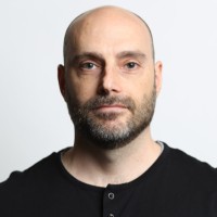 Clario技术如何利用Amazon Bedrock检测DICOM图像中的PHI/PII